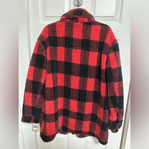 Levi's Red and Black Plaid Sherpa Jacket NWT - Picture 4 of 5